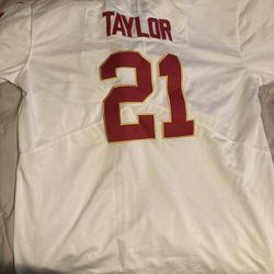 Washington Commanders Jersey Men’s Size XL