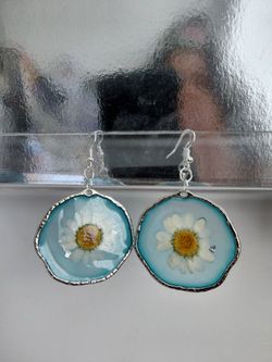 Pressed Daisy Resin Drop Earrings