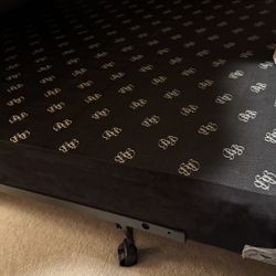 *FREE* Queen Box Spring - Low Profile