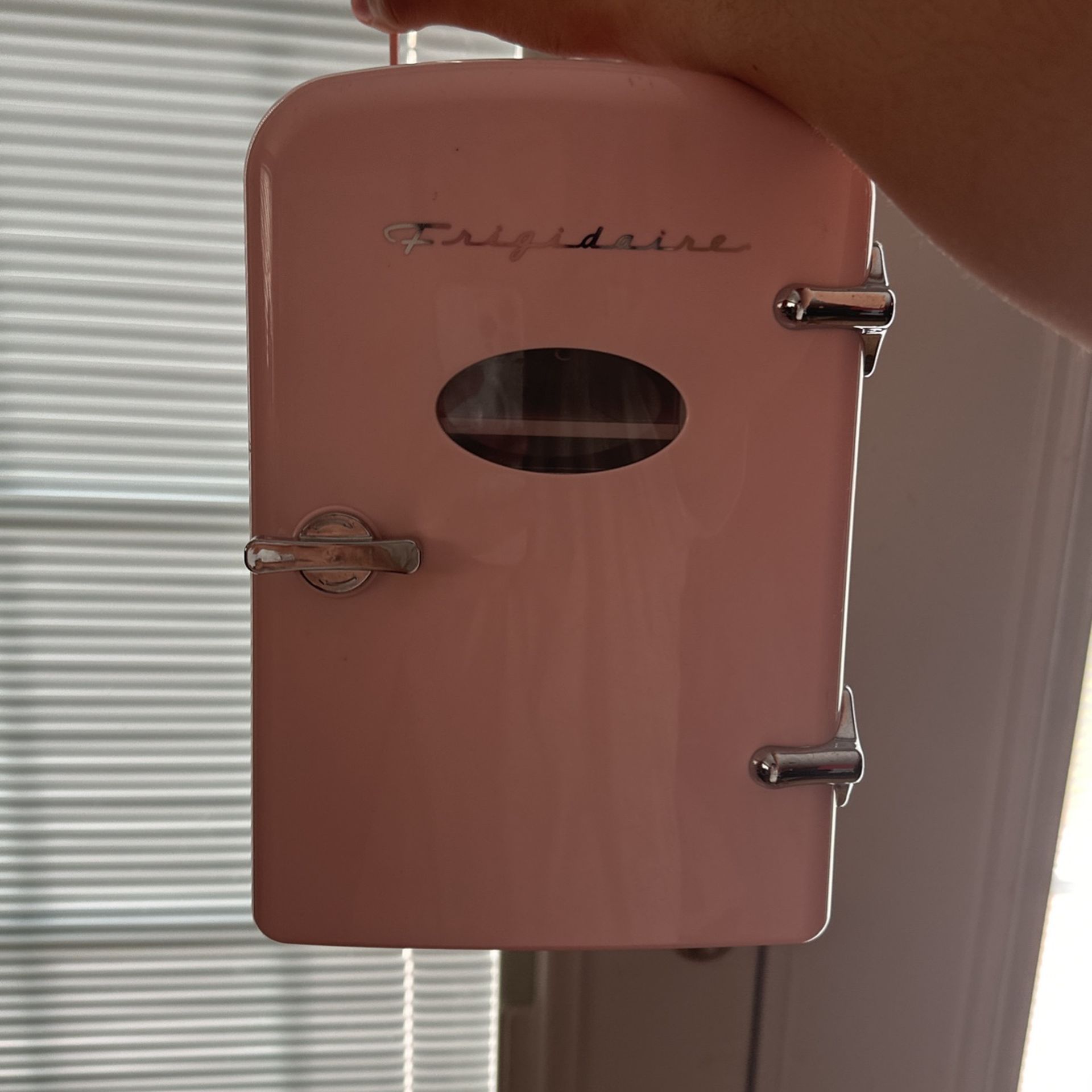 Mini Personal Fridge