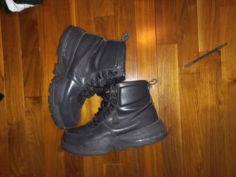 Nike Black Leather Lace-Up Boots