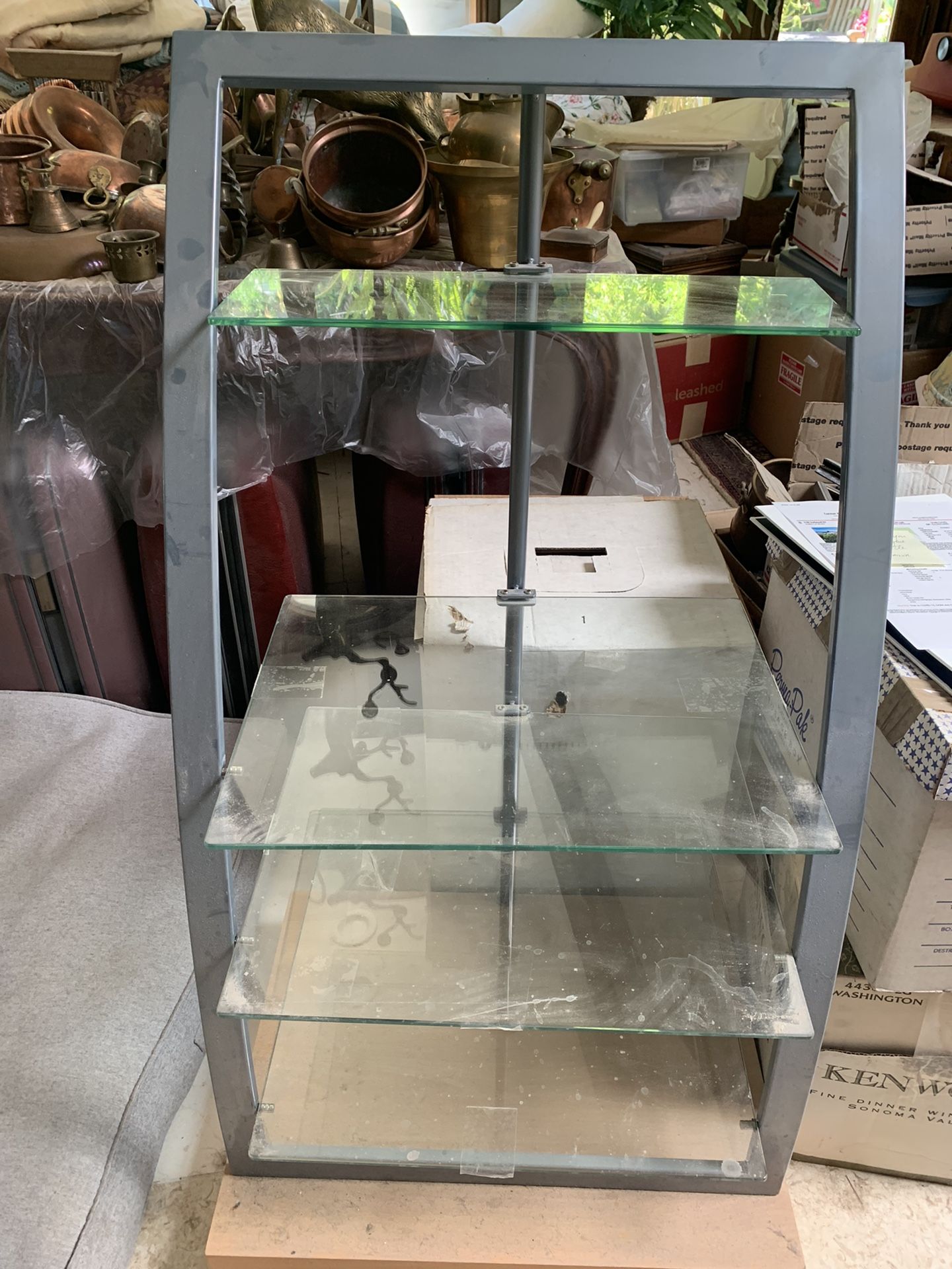 Stereo Stand