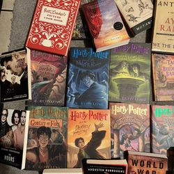 31 Books ( Harry Potter/ Biggest Riddle Book In The World / World War Z 