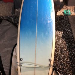 JLS Surfboard 6’6” Thruster w/leash & Bag