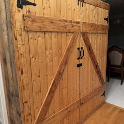 Custom Cabinet 