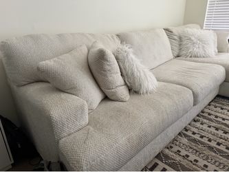 Sectional couch