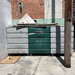 Moving Container