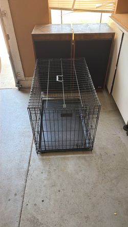 Large Wire Dog Crate with Tray