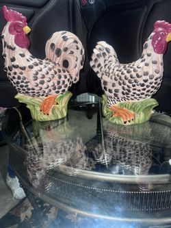 Ceramic hand painted roosters