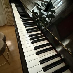 Yamaha Piano