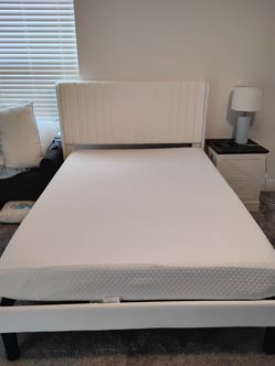 Full size mattress and frame