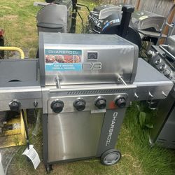 Brand New 4 Burners And With Side Burner And Also Has Sear Burner