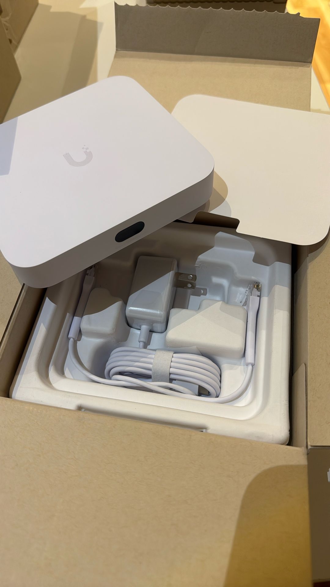 UCG-Ultra (Open Box - Like New) Ubiquiti Cloud Gateway