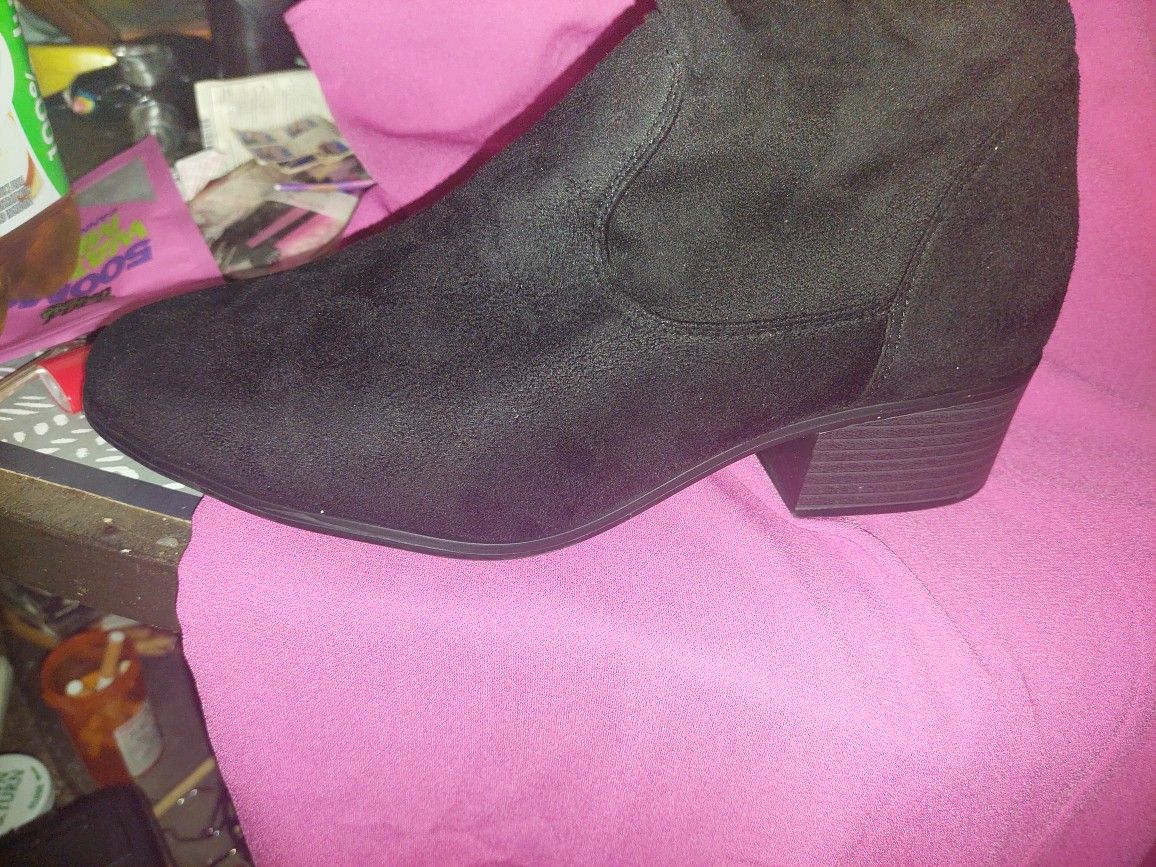 Black Stocking Boots