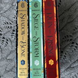 Shadow And Bone Trilogy Box Complete Set