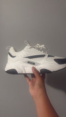 Dior B22 9.5