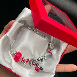Minnie charm bracelet