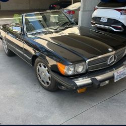 1987 Mercedes Benz 560 SL