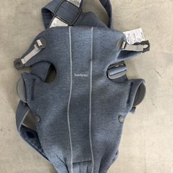 Baby bjorn  Baby Carrier Mini 