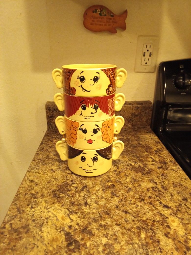4 pc set vintage SOUPERS STACKING SOUP 5 BOWLS No Cap Baseball Lid Earrings