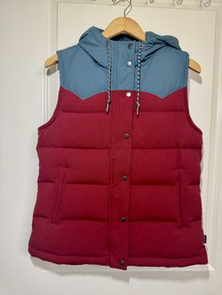Patagonia Women’s Bivy Hooded Down Vest (M) — NWOT — Light Storage Marks — Rare Lining