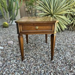 Mid Century Mod Drexel Side Table