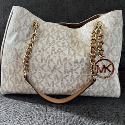 Michael Kors Susannah Tote