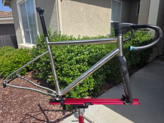 Bahl Elemento Titanium All Road Endurance Frameset