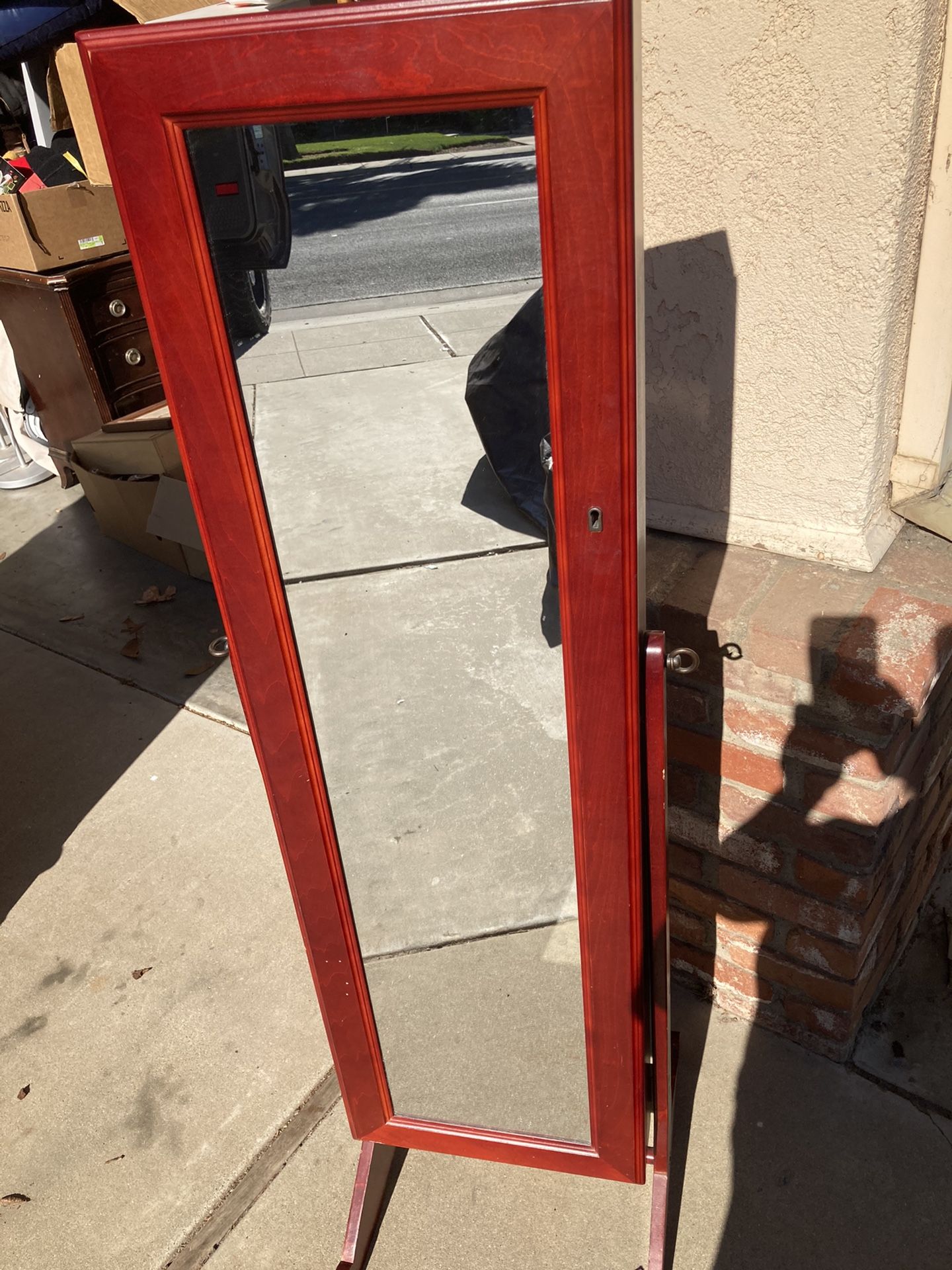 Jewelry Cabinet With Mirror