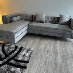 New Glam Sectional Couch! Free Delivery 🚚! Financing Available! 