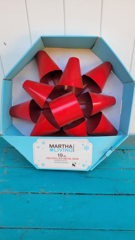 Martha Stewart Red Metal Bow