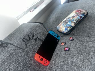 Nintendo Switch EXCELLENT ALMOST NEW 