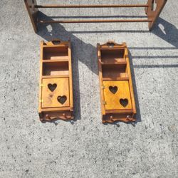 Wall Shelf And Blanket Holder Set