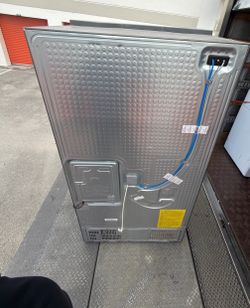 🧊 REFRIGERADOR SAMSUNG DE 3 PUERTAS – CASI NUEVO