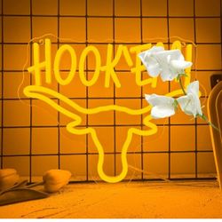 Hook 'Em Neon Sign LED Decor, Texas Longhorn Neon Light USB Powered, for Game Room Living Room Bar Party Home Office Man Cave Graduation Gift(13 * 10.