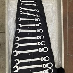 New Tekton Wrench 🔧 Tool Set  Rachet 15 PCs Of Head Rachet Standar 1/4 To 1”