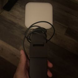 Logitech Litra Glow – Monitor-Mount Streaming Light