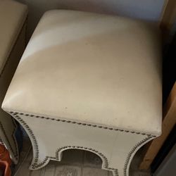 Global Views Interior Designer Stools 