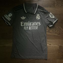 Real Madrid 3rd jersey Vini Jr Adult Small