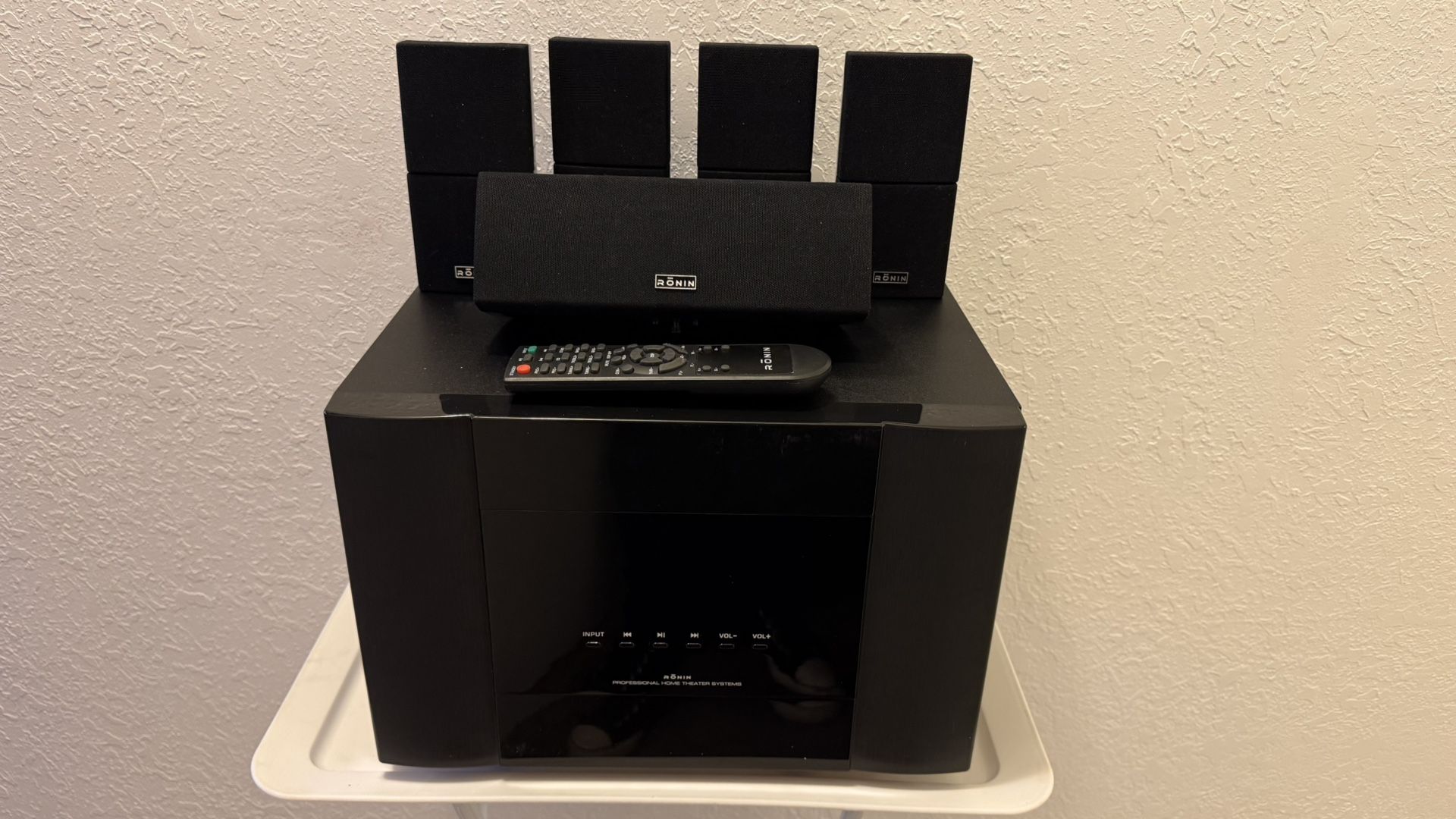 RONIN R1s Home Theater System