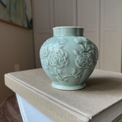 Small Japanese Ornate Porcelain Vase ( H4.5” ) firm on price