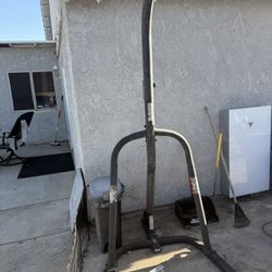 Everlast Puching Bag Stand