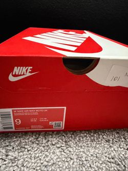 Nike Air Max Moto 2K Women's Size 9