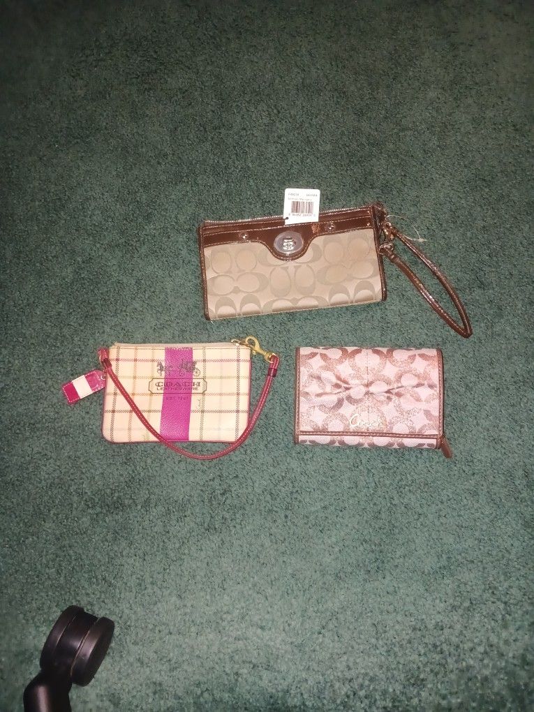 Coach Wallet/Wristlet Lot