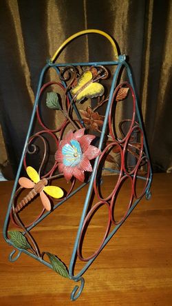 Hand Painted 6 Bottle table top Wine holder