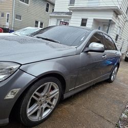 2010 Mercedes-Benz C-Class
