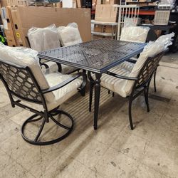 Hampton Bay
Laurel Oaks 7-Piece Brown Steel Outdoor Patio Dining Set with CushionGuard Putty Tan Cushions
New 
Fully assembled 
650$ cash no tax 
Pick