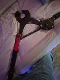 HK Porter 8690FH, Hard Cable Ratchet Cutter, Insulated Handles