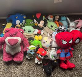 Assorted plushies