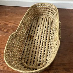 Moses Basket Traditionally Used As A Portable Bed For Newborns 24“ X 11“ X 6“